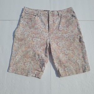 Gloria Vanderbilt Women's Amanda Floral Capris Shorts Size 10P Petite